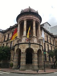 Corner turret with all the stones