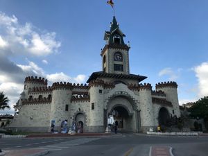 Loja city gate